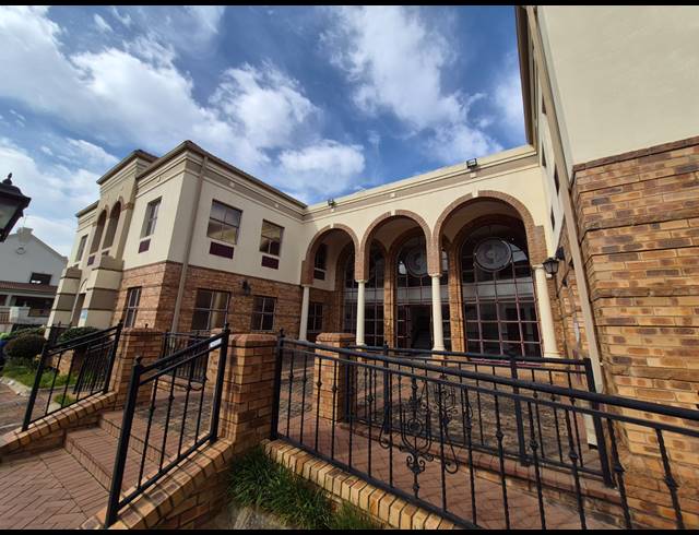 351M² OFFICE TO LET IN RIVONIA